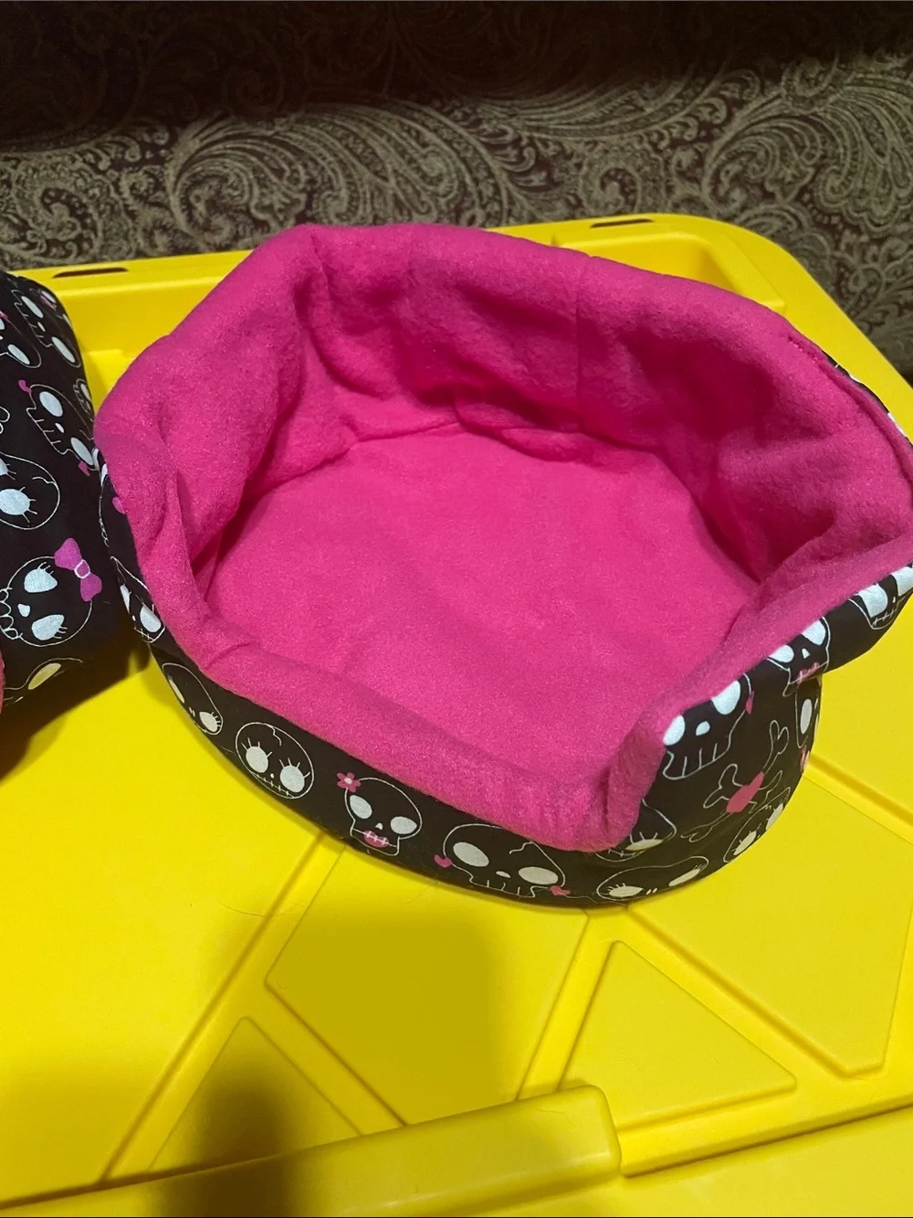 Cuddle Cup Pink Fleece Pet Bed Set with Skull Print